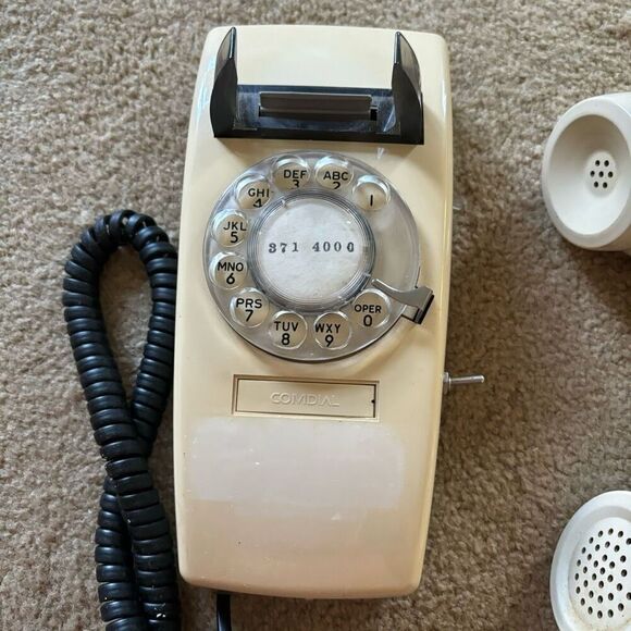 Vintage Comdial Beige Rotary Dial Wall Phone - Picture 4 of 11